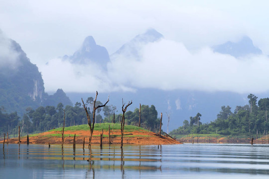 Khao Sok；著名的泰國國家公園