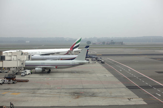 飛機(jī)停
