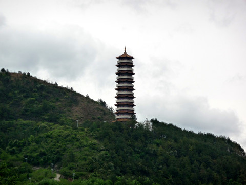 古塔
