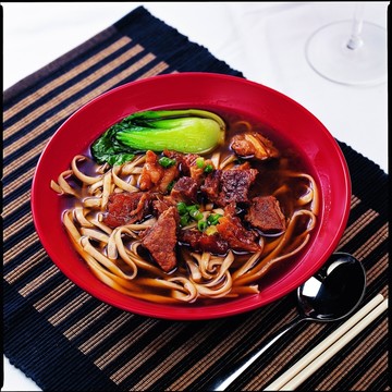 半筋半肉面