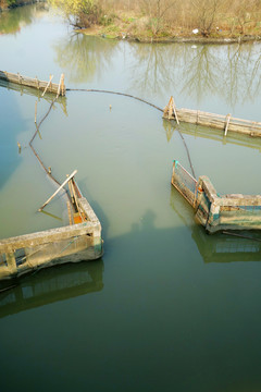 江南水鄉(xiāng) 河道閘門