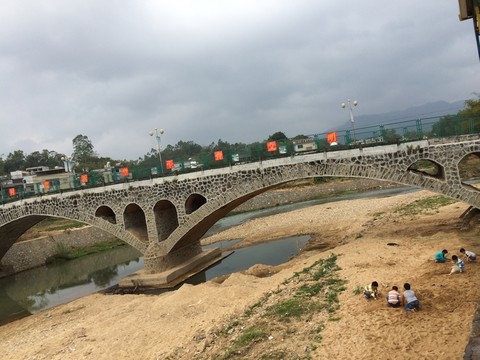 石拱橋