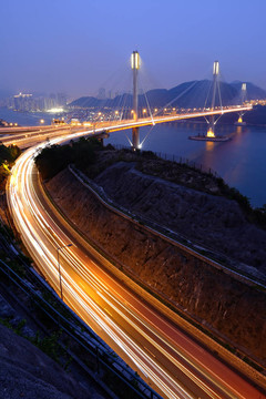 Ting Kau公路和橋梁