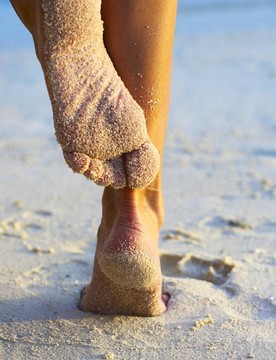 海灘上的女人腿