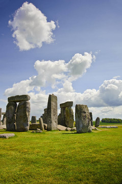巨車陣；巨石紀(jì)念碑在英國建在公元前3000年踏