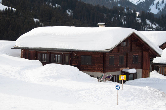 在蒙塔豐河谷的滑雪小屋