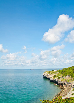 海角的島嶼提交給大海