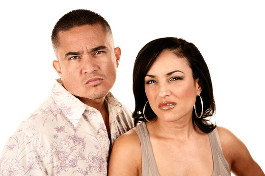 迷人的Hispanic Couple