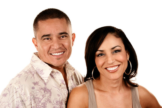 迷人的Hispanic Couple