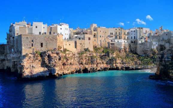 亞諾的景觀。Apulia。