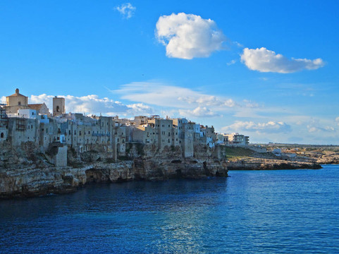 亞諾的景觀。Apulia。