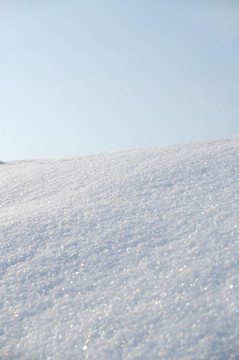 雪和天空