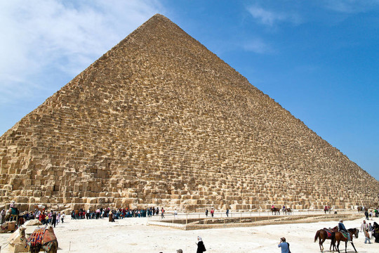 埃及吉薩；Cheops pyramid；