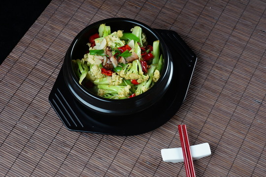臘肉炒菜花
