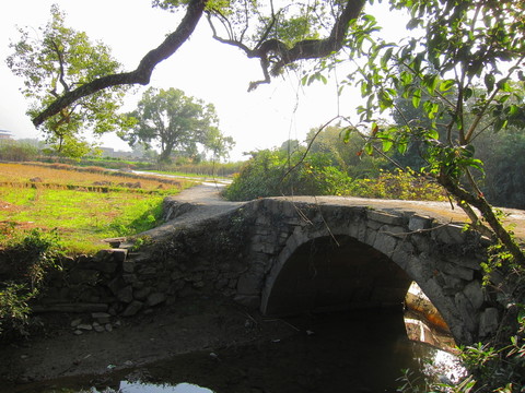 石拱橋