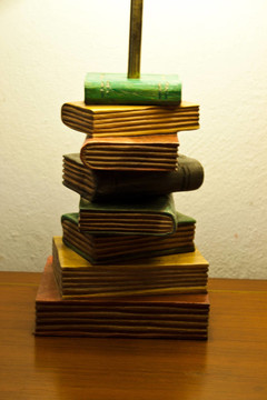 堆書