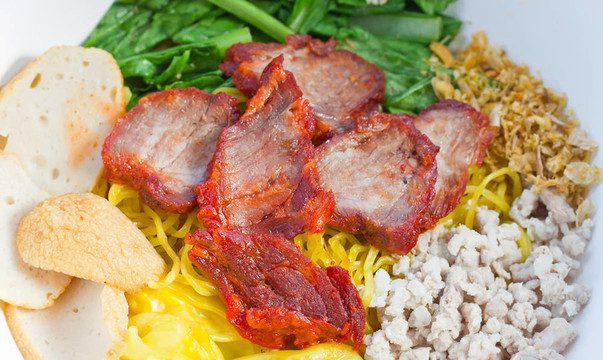 泰式豬肉蔬菜面