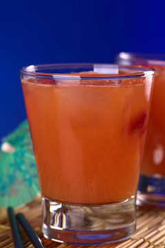 秘魯?shù)碾u尾酒叫pisquina
