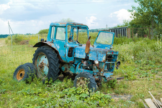 破拖拉機(jī)