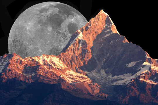 魚尾峰和Moon山