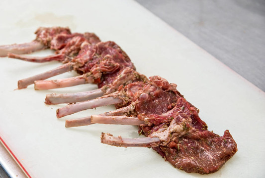 生腌羊肉