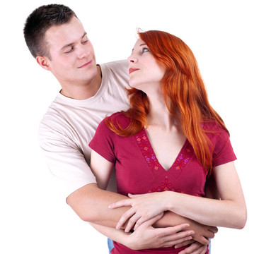年輕的愛(ài)的人女人和男人擁抱對(duì)方