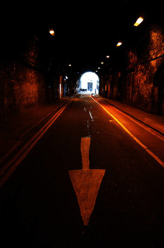 下穿鐵路隧道