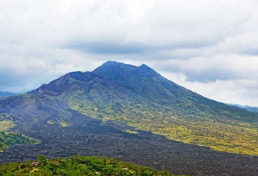 火山上的巴都爾；巴厘；印度尼西亞