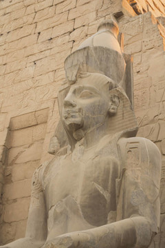 Ramses II塑像的觀點(diǎn)（盧克索（埃及）