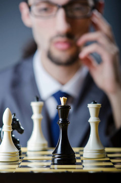 棋手玩他的游戲