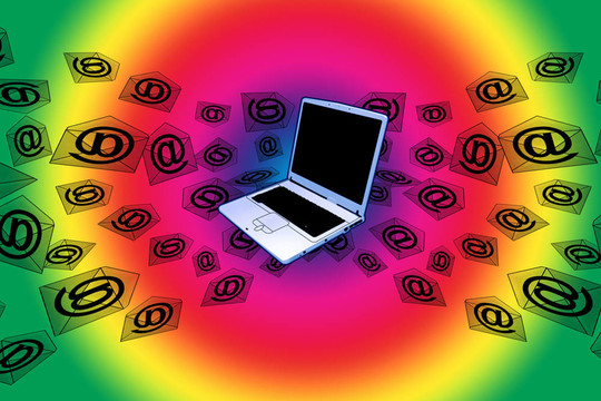 3D電子郵件Laptop Rainbow