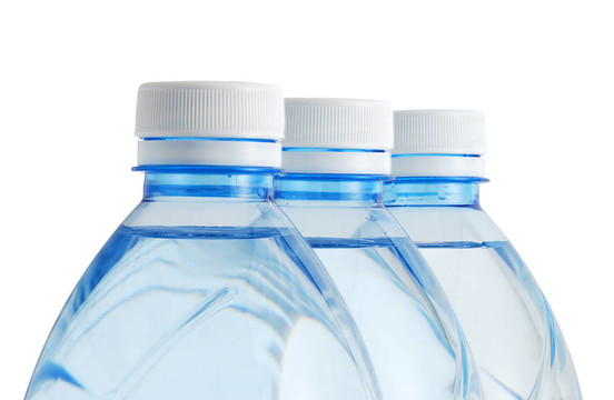 三塑料礦泉水瓶排