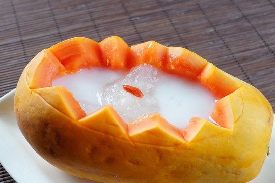 原味木瓜燉雪蛤