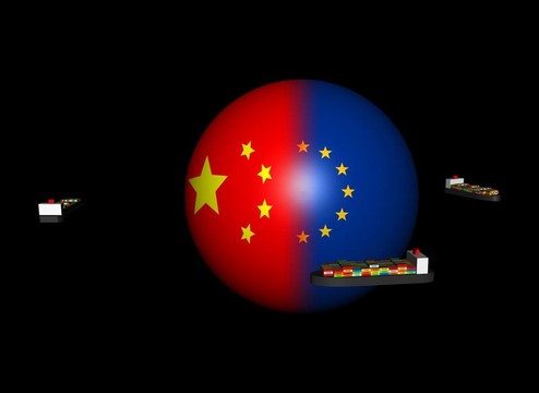 中國船舶在歐盟旗幟的球體