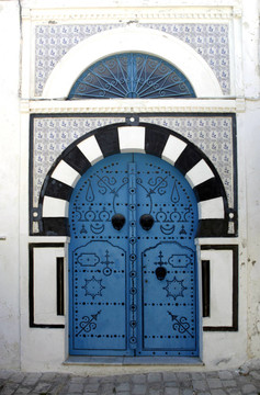 在Sidi Bou Said藍(lán)色的門