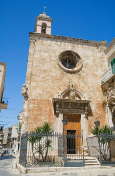 圣瑪麗教堂Costantinopoli。焦維納佐。Apulia。