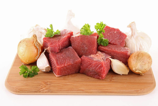 船上生肉牛肉