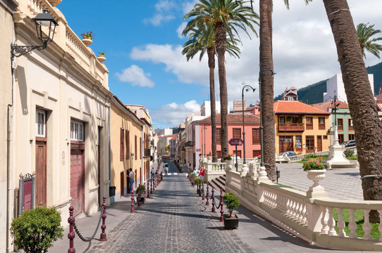 在西班牙街頭；La Orotava；加那利群島
