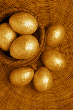 金色的復(fù)活節(jié)彩蛋