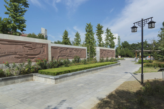 公園雕塑墻