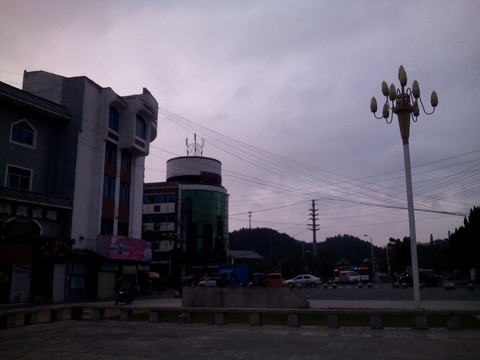 龍市街景