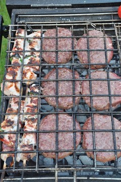 肉類在燒烤