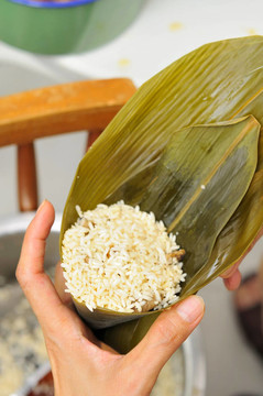 包餃子