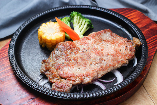 鐵板牛扒