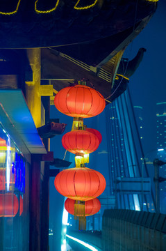 掛著的燈籠
