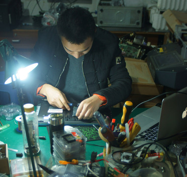 修電腦