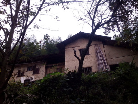 山間農(nóng)舍