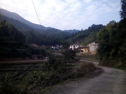 鄉(xiāng)間公路