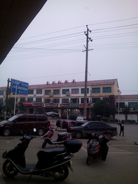 鄉(xiāng)鎮(zhèn)街頭風(fēng)景