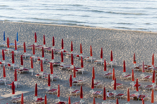Termoli（坎波巴索；莫利塞大區(qū)；意大利）-晚上海灘